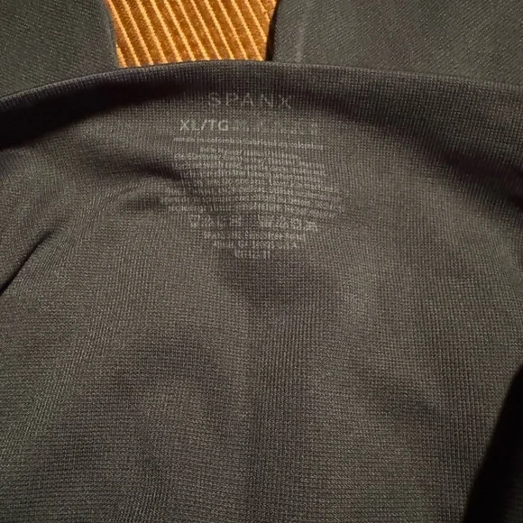 Spanx XL - Picture 2 of 2